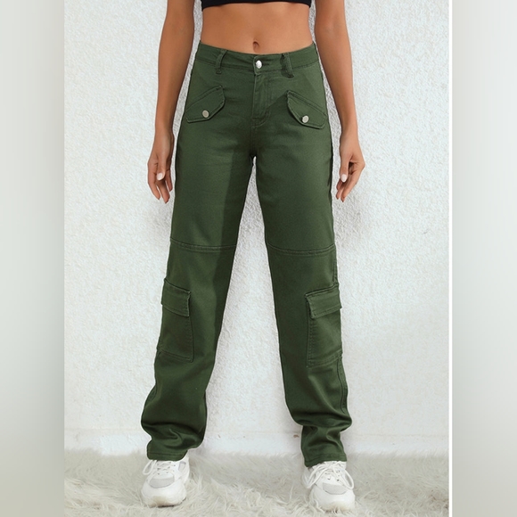 Full Size Buttoned Jeans - Picture 3 of 3